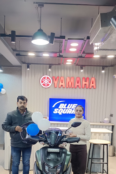 Customer Delivery & Showroom Photo #18